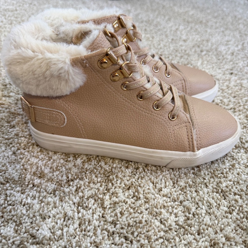 Cynthia Rowley Kids Rose Gold Faux Fur High Top Sneaker Boots Size 13 S976‎